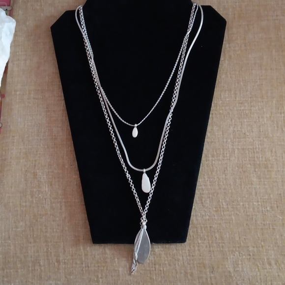 Kenneth Cole Multi Strand Silver Tone Necklace - Picture 1 of 9